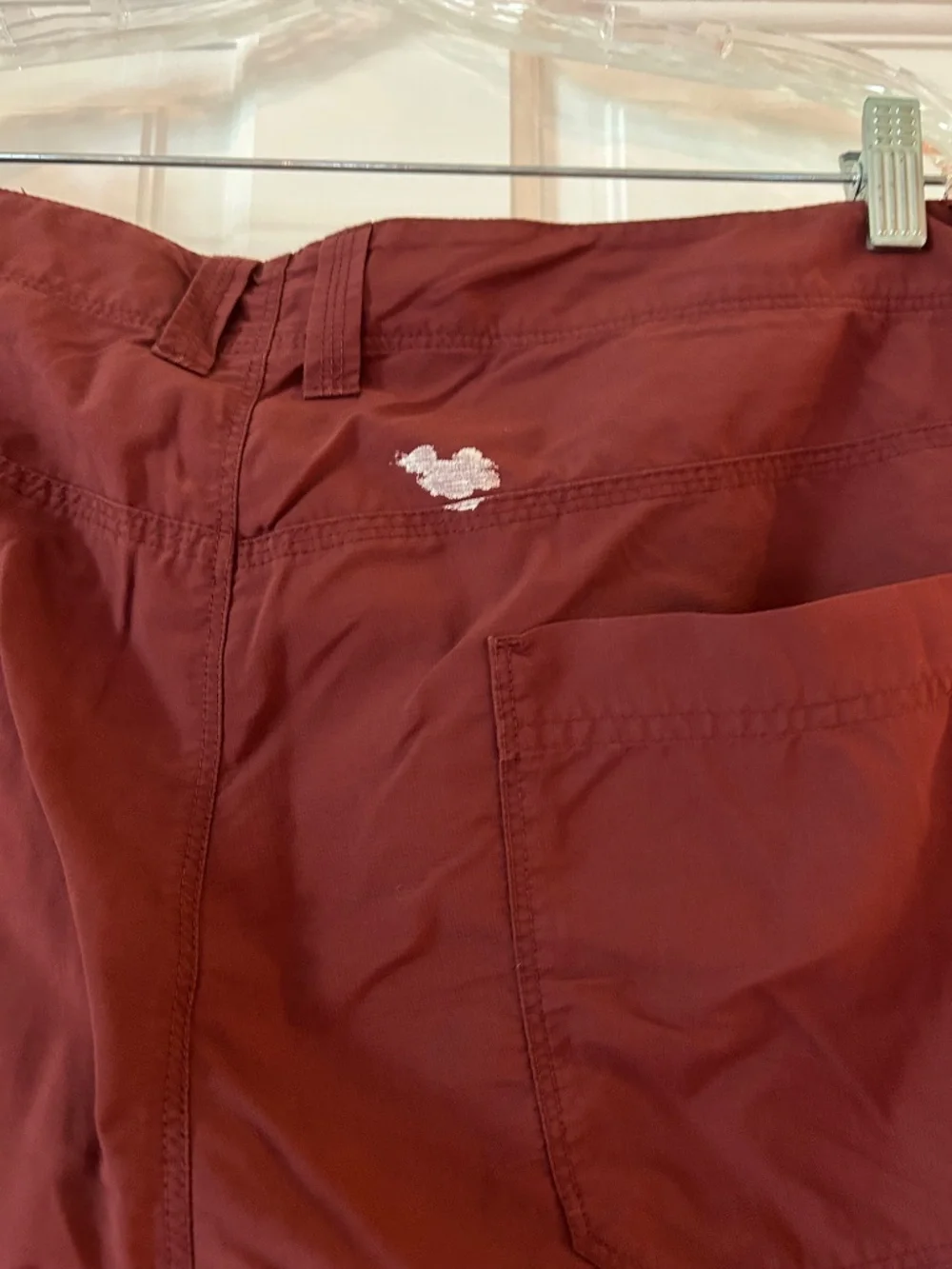 MOUNTAIN HARDWEAR MENS SHORTS SIZE 36 9.5